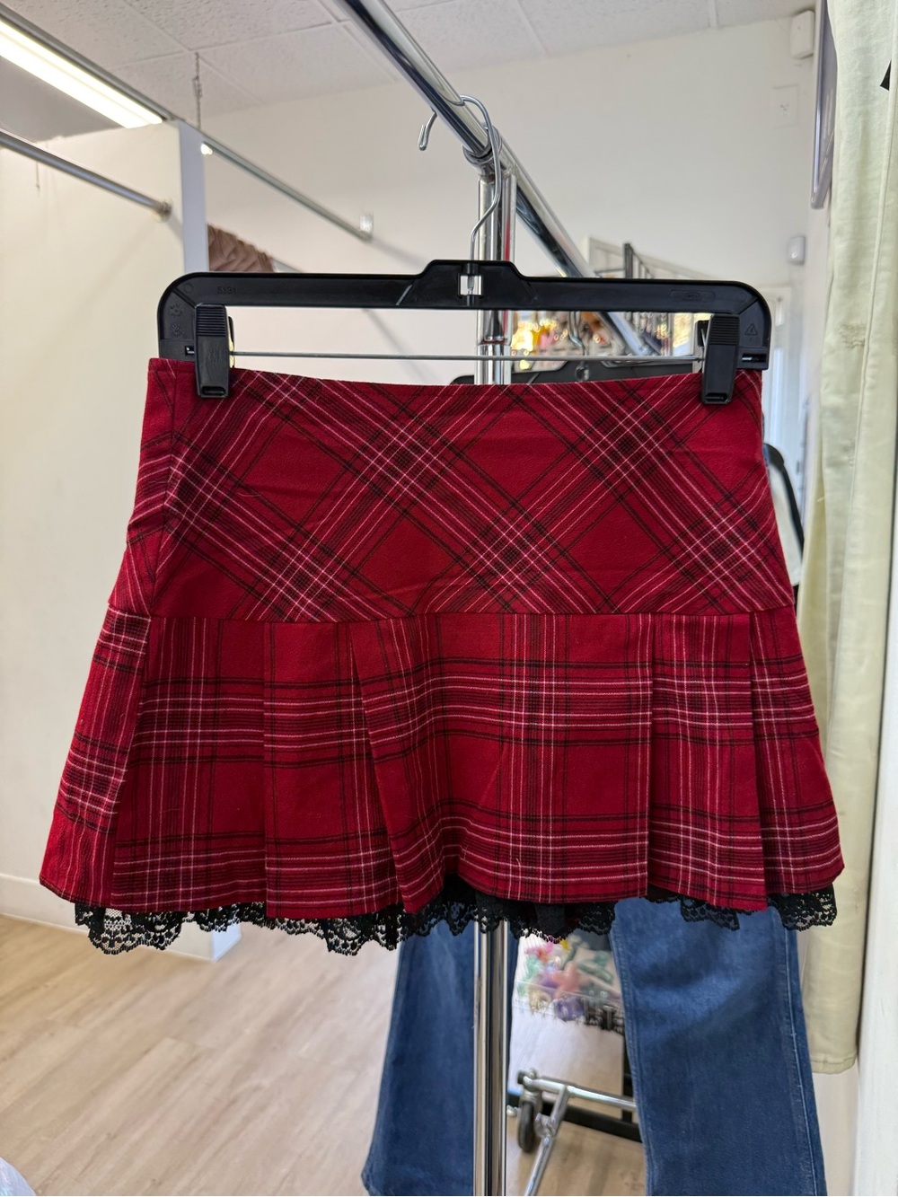 Vtg Pleated Red Tartan Plaid & Black Mini Skirt